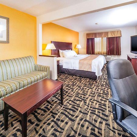 Quality Inn & Suites Danville Zewnętrze zdjęcie