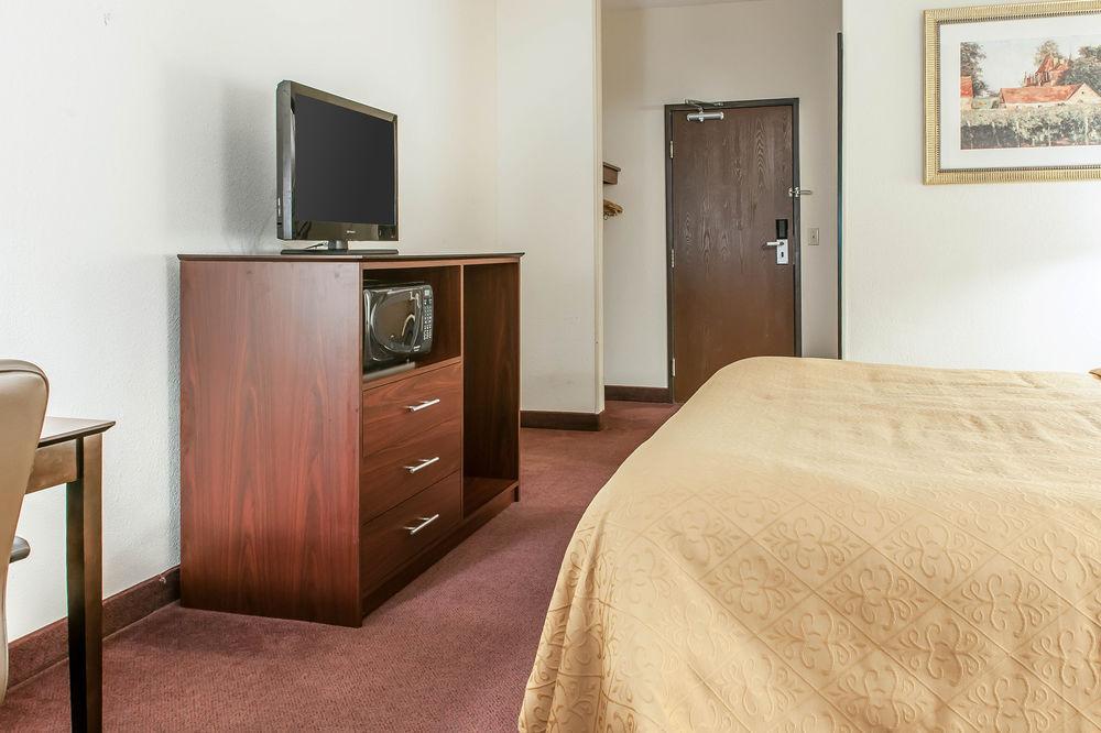 Quality Inn & Suites Danville Zewnętrze zdjęcie