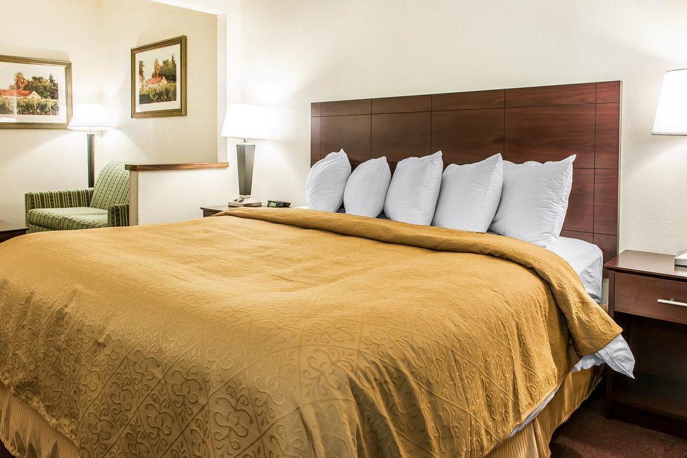 Quality Inn & Suites Danville Zewnętrze zdjęcie