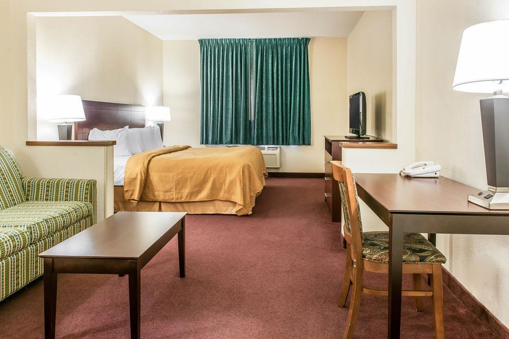 Quality Inn & Suites Danville Zewnętrze zdjęcie