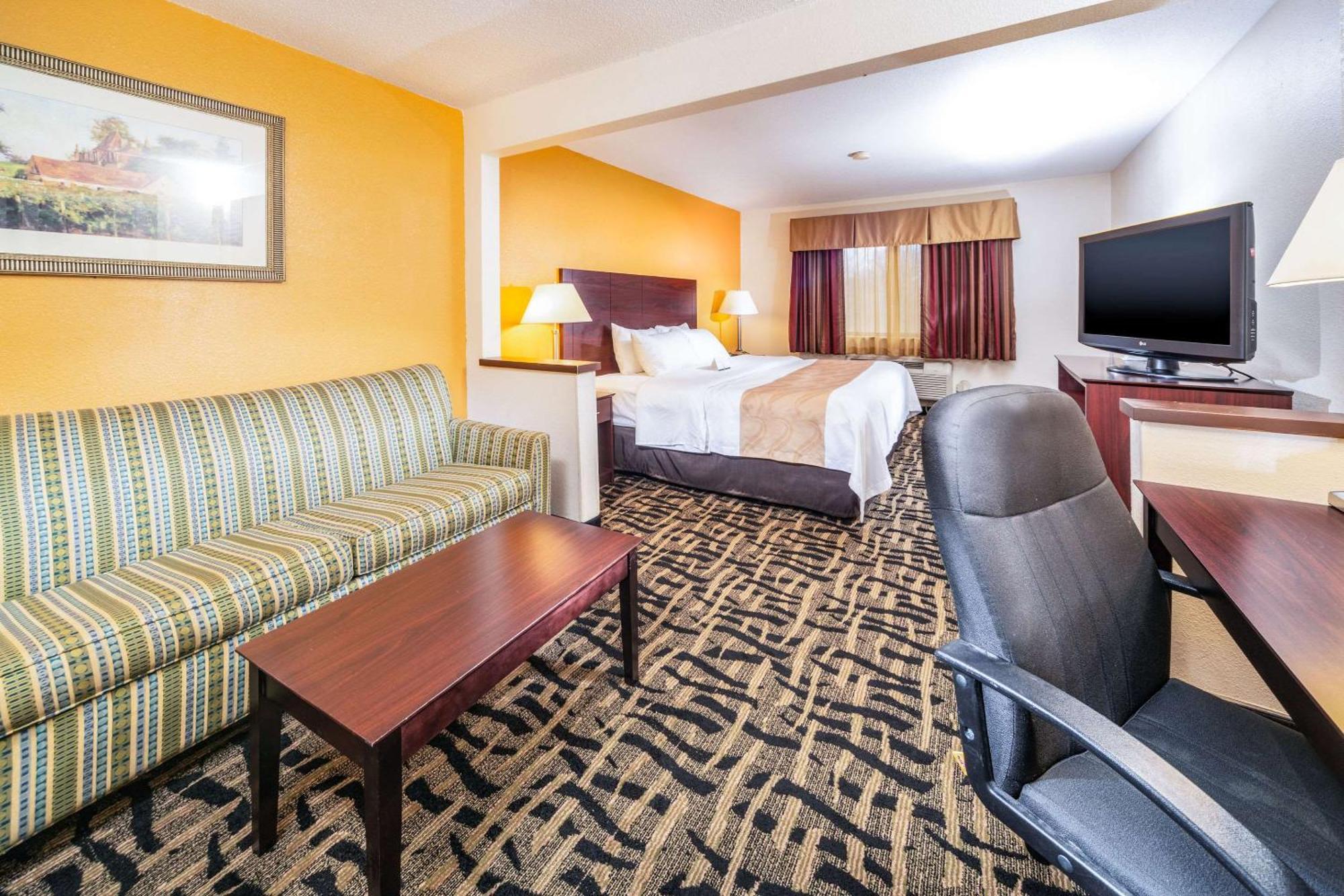 Quality Inn & Suites Danville Zewnętrze zdjęcie
