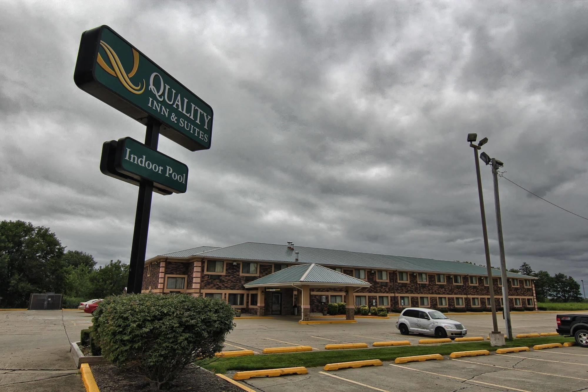 Quality Inn & Suites Danville Zewnętrze zdjęcie